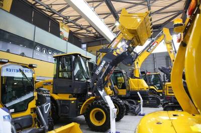 bauma CHINA 2020 創(chuàng)新向前！徐工小型鏟運(yùn)機(jī)械驚艷亮相，液壓動(dòng)力技術(shù)引領(lǐng)潮流